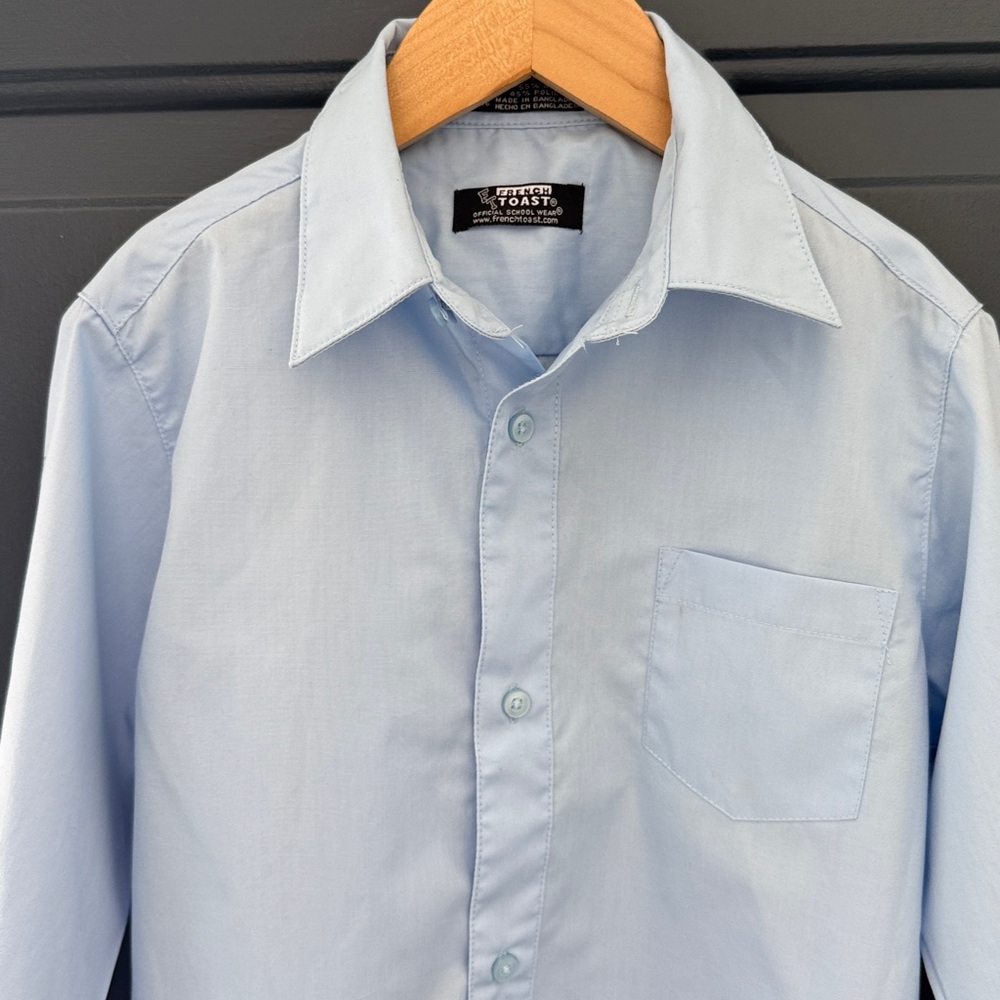 French Toast Light Blue Button Down Boys School Uniform Dress Shirt - Size 7 - Picture 2 of 6
